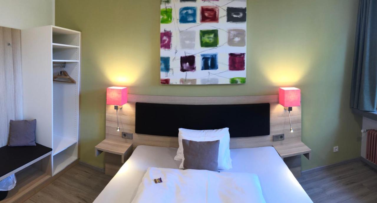 Hotel „Zur Linde“ Ehingen  Εξωτερικό φωτογραφία